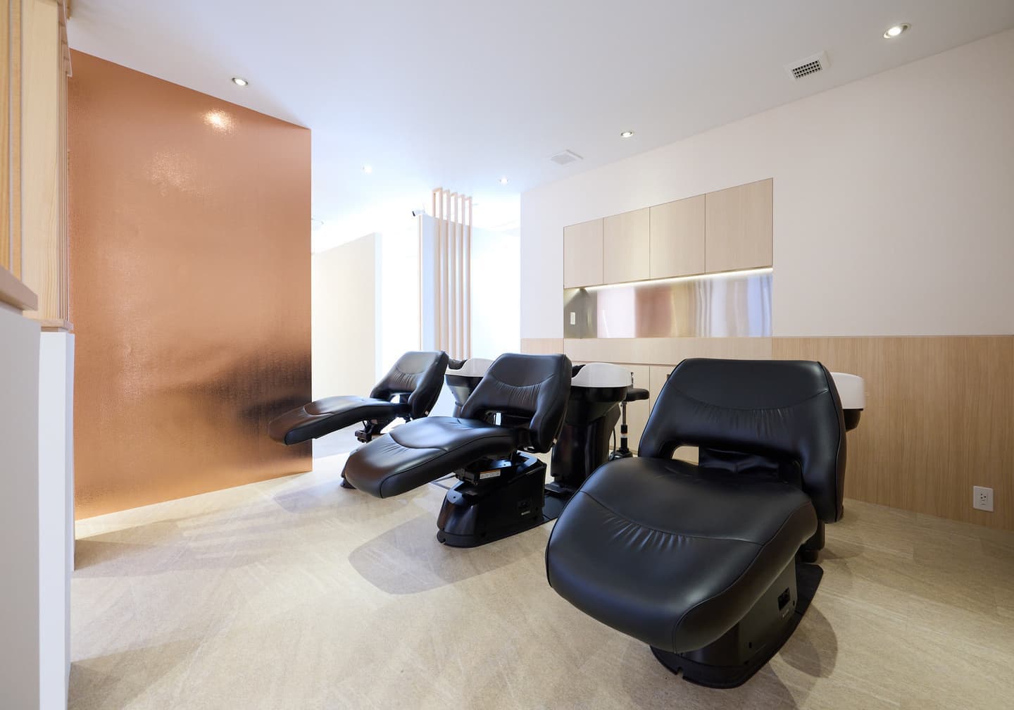 シャンプー台3台