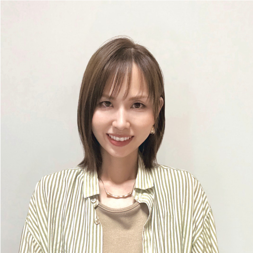 ショートボブの女性